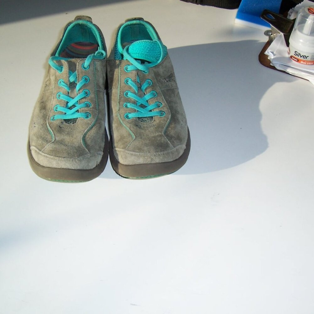 Dansko Comfort Suede Walking Shoe US Size 6.5  Euro Size  37